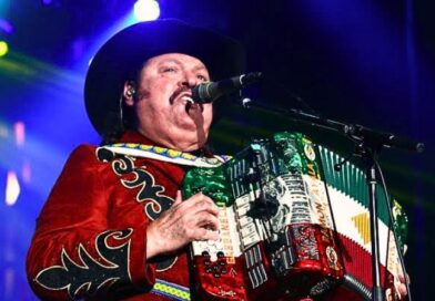 Tras seis décadas de carrera, el ícono de la música norteña inicia su gira de despedida, 'El Principio de un Final', con conciertos en México y EE.UU.