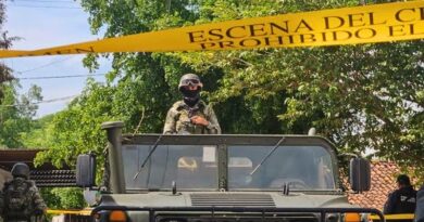 Una emboscada contra militares en Sinaloa deja dos niñas muertas y varios heridos; la violencia armada vuelve a cobrar víctimas inocentes en la sierra.